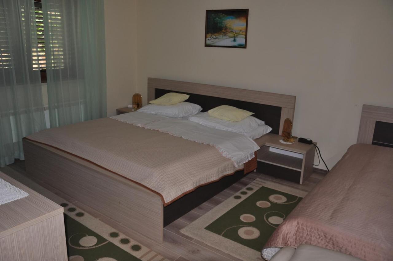 Apartmani Karla เคลโนวีซา ภายนอก รูปภาพ